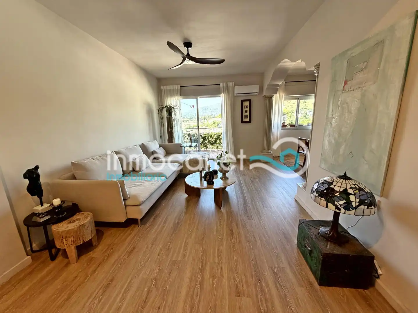 Living room of Apartments for sale in Oliva  with Air Conditioner and Balcony