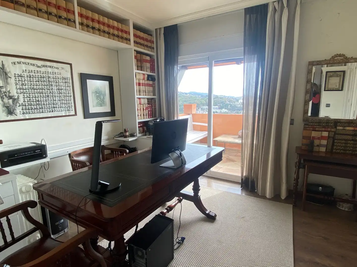 Houses for sale in Calle Sierra de Yeguas, Limonar