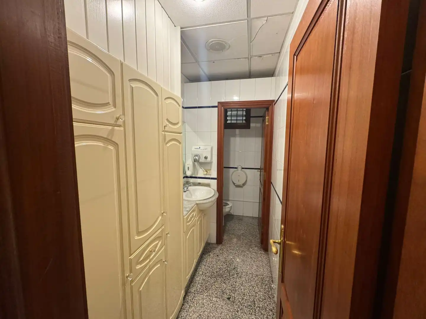 Baño de Nave industrial de alquiler en San Cristóbal de la Laguna