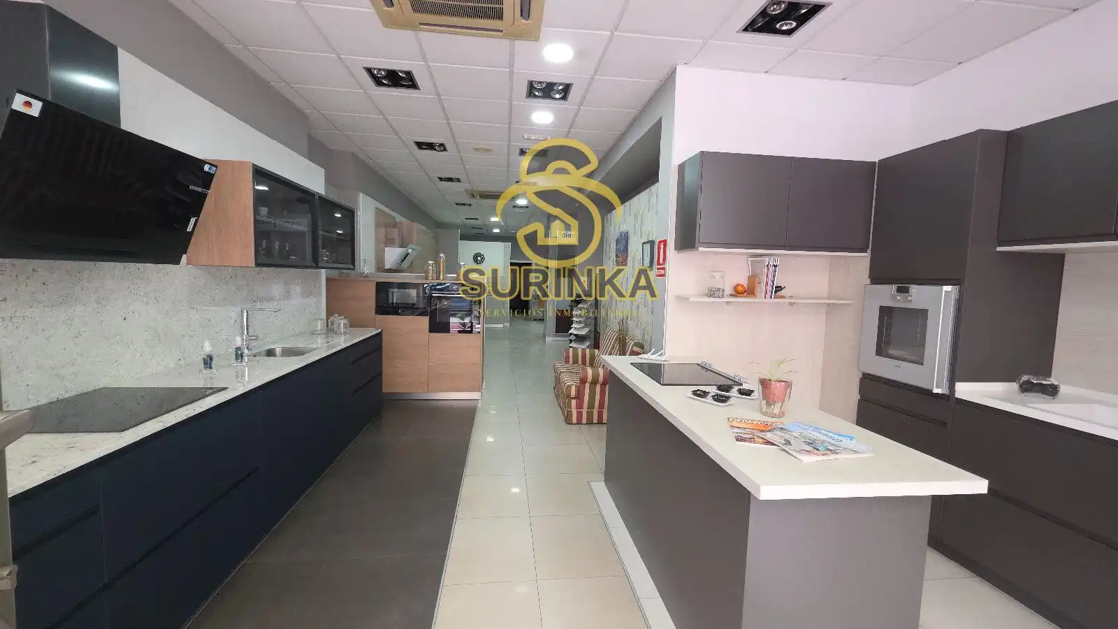 Business premises for sale in León y Castillo