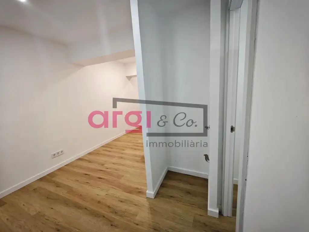 Business premises for sale in Centre, imagen 23