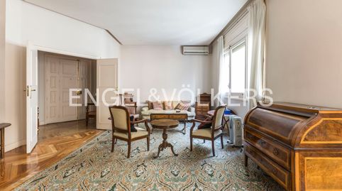 Photo 5 of Flat for sale in Almagro, Madrid Capital