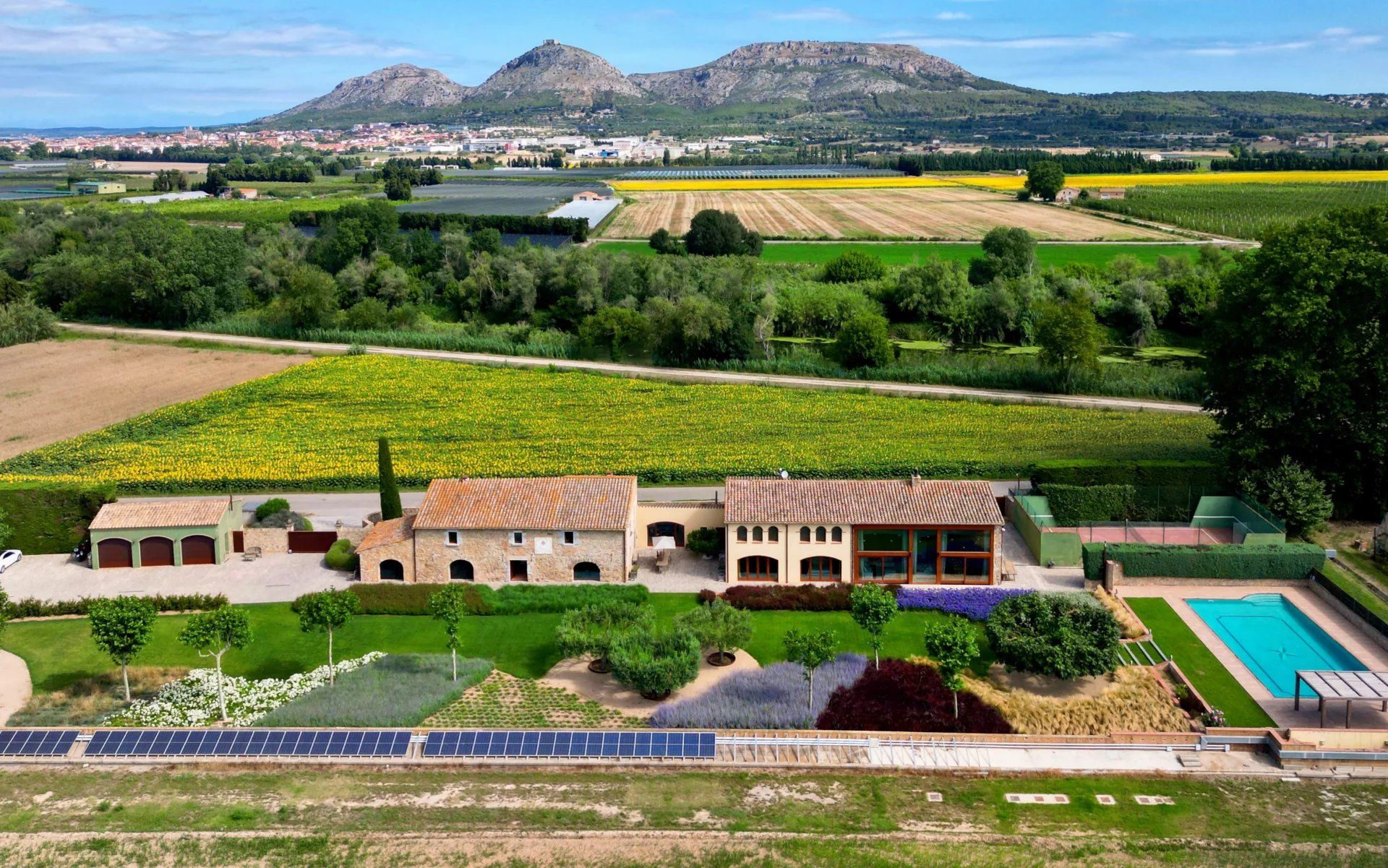 Country house for sale in Pals