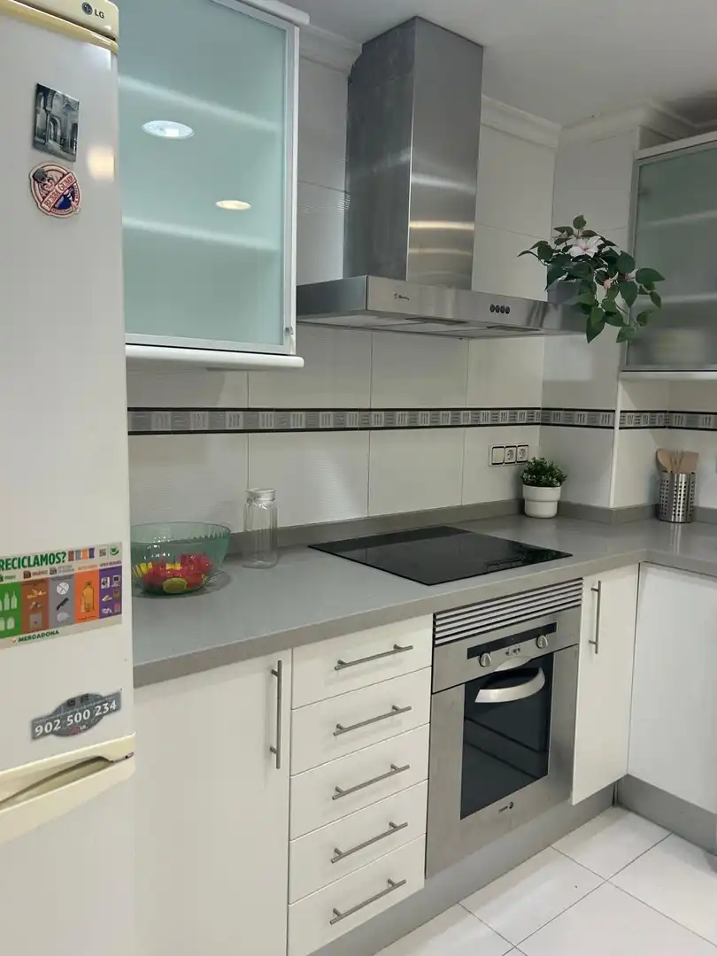 Cocina de Piso en venta en La Pobla de Farnals con Calefacción, Terraza y Amueblado