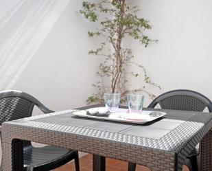Terrassa de Apartament de lloguer en Conil de la Frontera amb Aire condicionat, Terrassa i Moblat