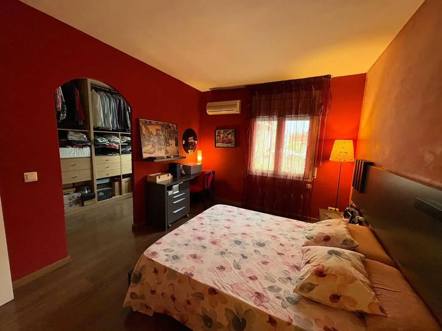 Dormitori de Casa o xalet en venda en Sabadell amb Aire condicionat, Calefacció i Terrassa