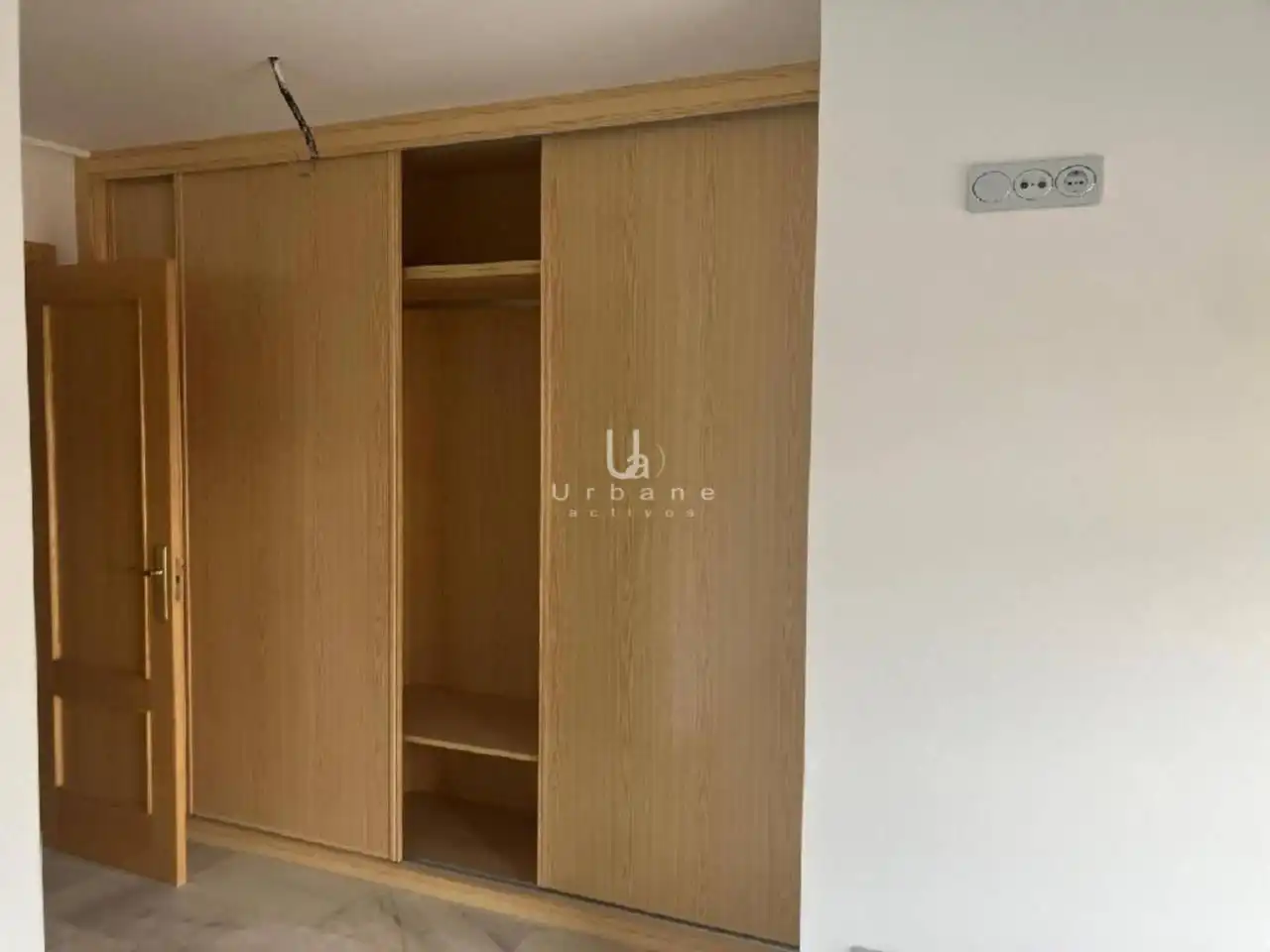 Bedroom of Buildings for sale in Altea