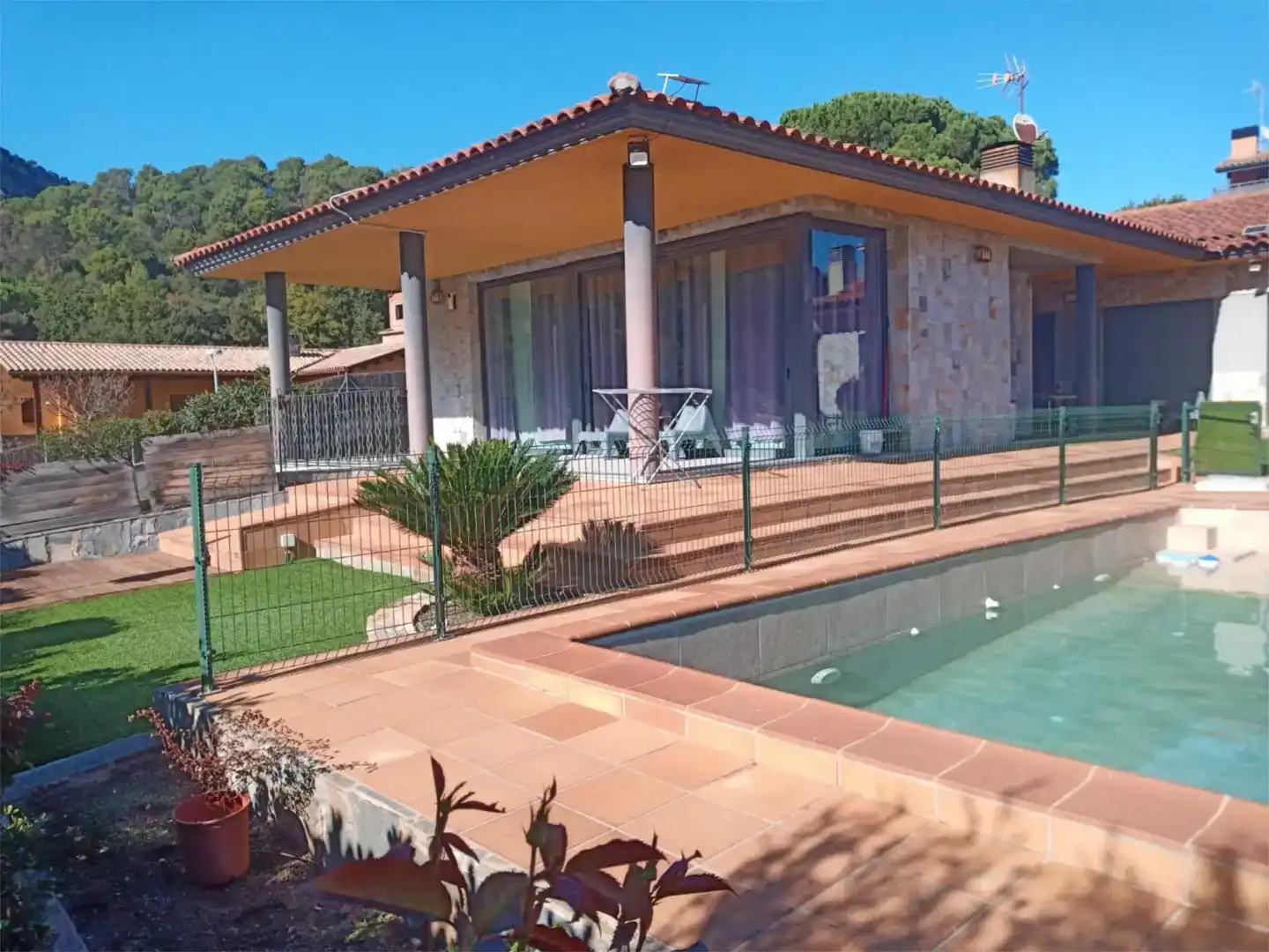 Piscina de Casa o xalet en venda en Sant Martí de Centelles amb Aire condicionat i Piscina