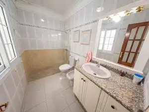 Baño de Piso en venta en San Cristóbal de la Laguna con Terraza, Trastero y Balcón