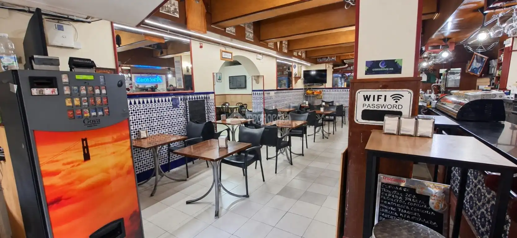 Business premises for sale in Isla Chica, imagen 3