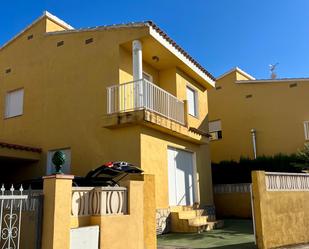 Vista exterior de Casa o xalet de lloguer en Peñíscola / Peníscola amb Terrassa