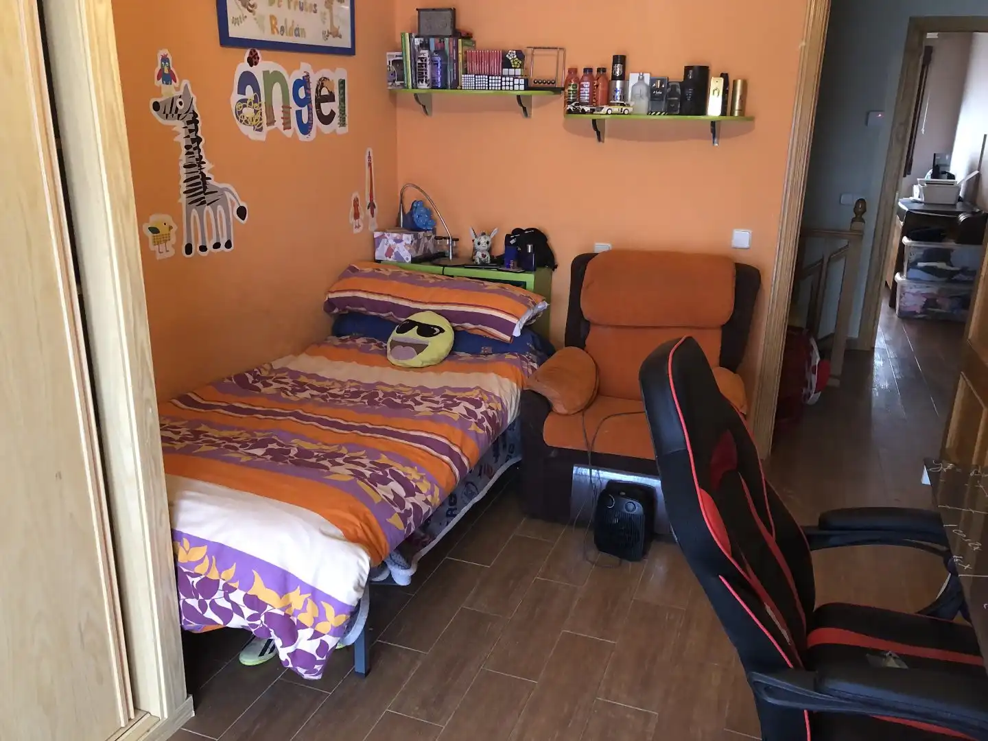 Bedroom of Detached homes for sale in Cabañas de Polendos  with Heating, Private garden and Balcony
