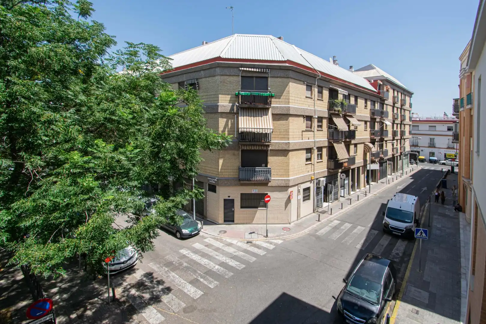 Exterior view of Flat for sale in Sevilla  with Air Conditioner and Heating