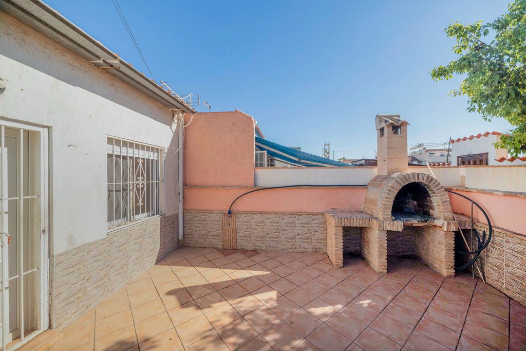 Casa o chalet en venta en Las Rosas // Torreta Ii, 122, 122, Zona Carrefour - Urbanizaciones
