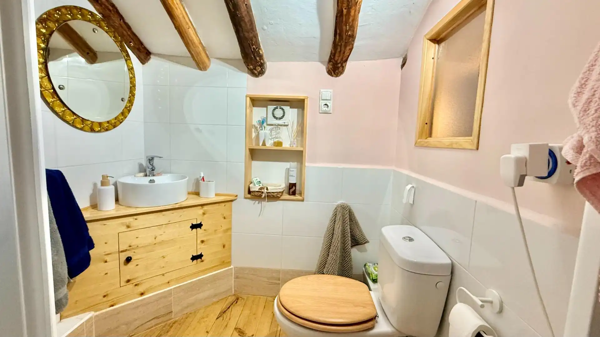 Baño de Casa o chalet en venta en Cozuelos de Fuentidueña con Alarma