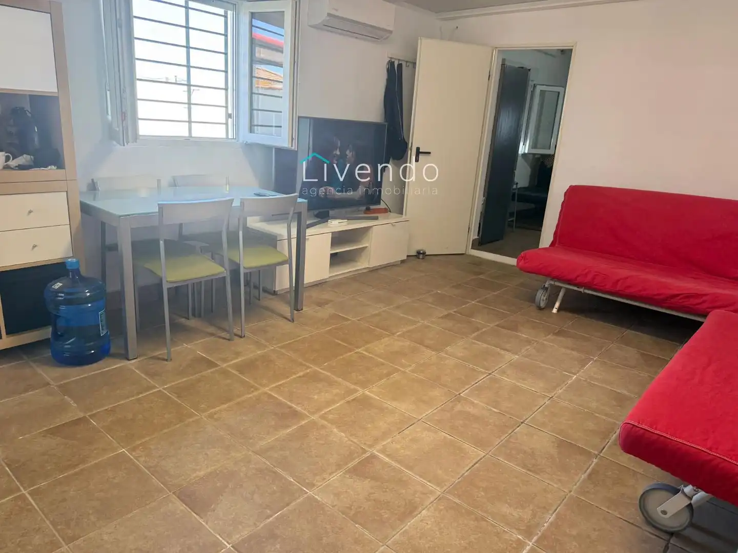Sala d'estar de Casa o xalet en venda en Chiclana de la Frontera amb Aire condicionat, Piscina i Moblat