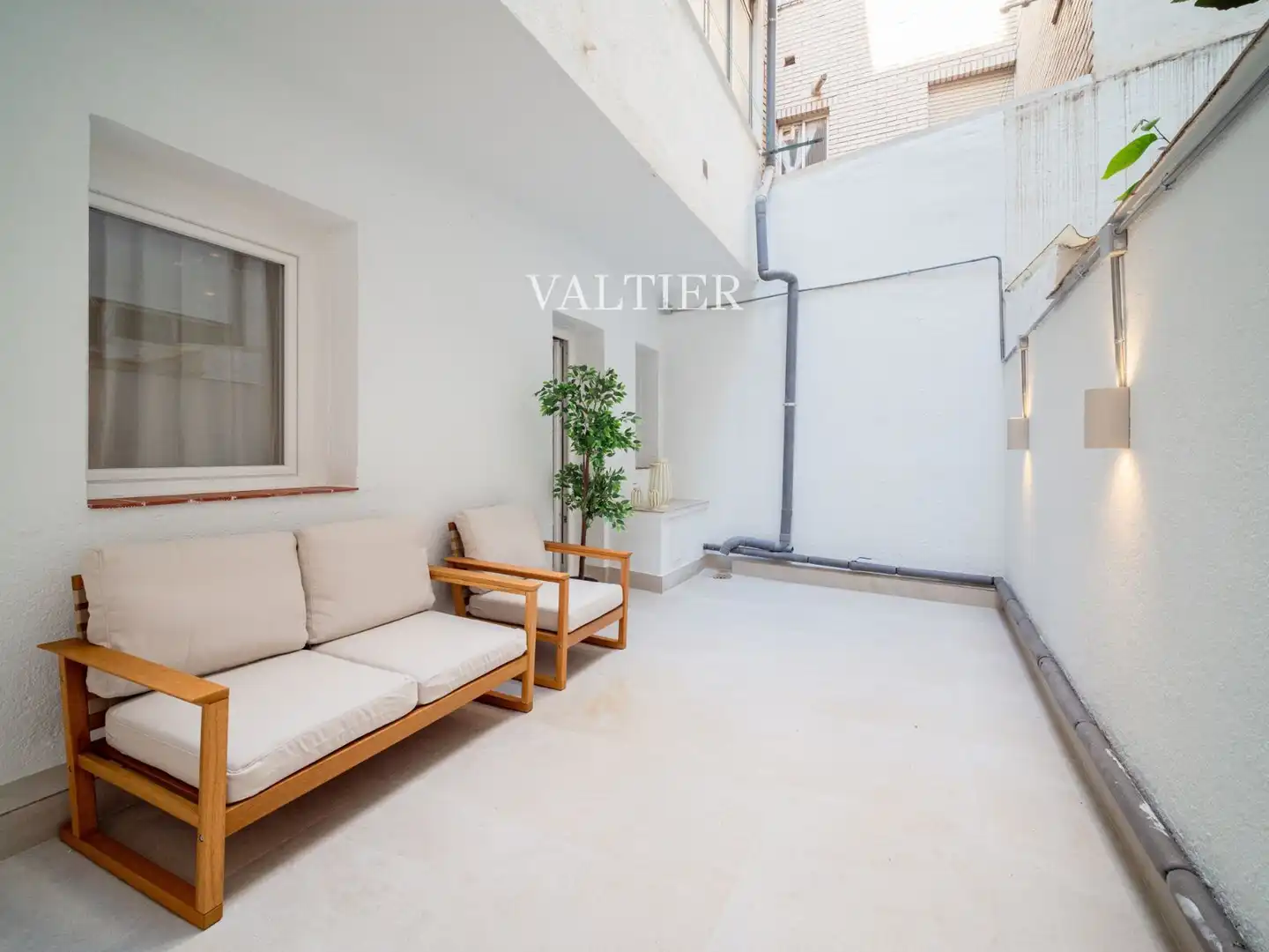 Balcony of Flat for rent in Madrid  with Terrace and Furnished