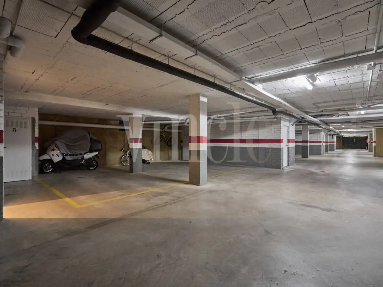 Parkplatz von Wohnung zum Verkauf in Llívia mit Heizung, Privatgarten und Parkett