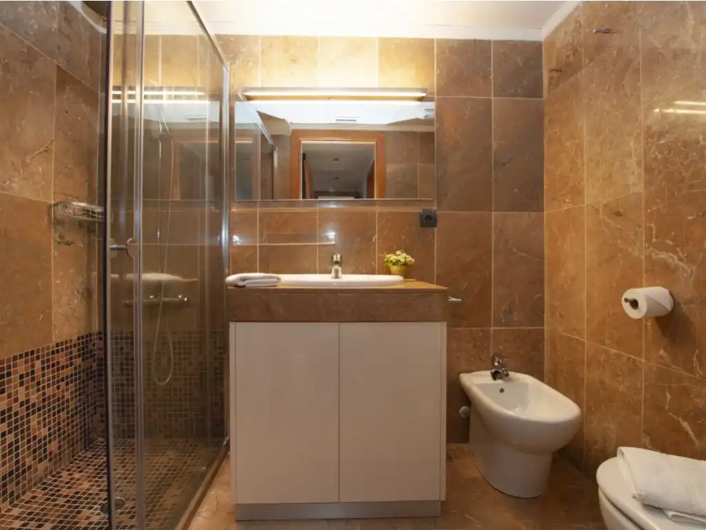 Bathroom of Attic for sale in Roses  with Air Conditioner, Heating and Furnished