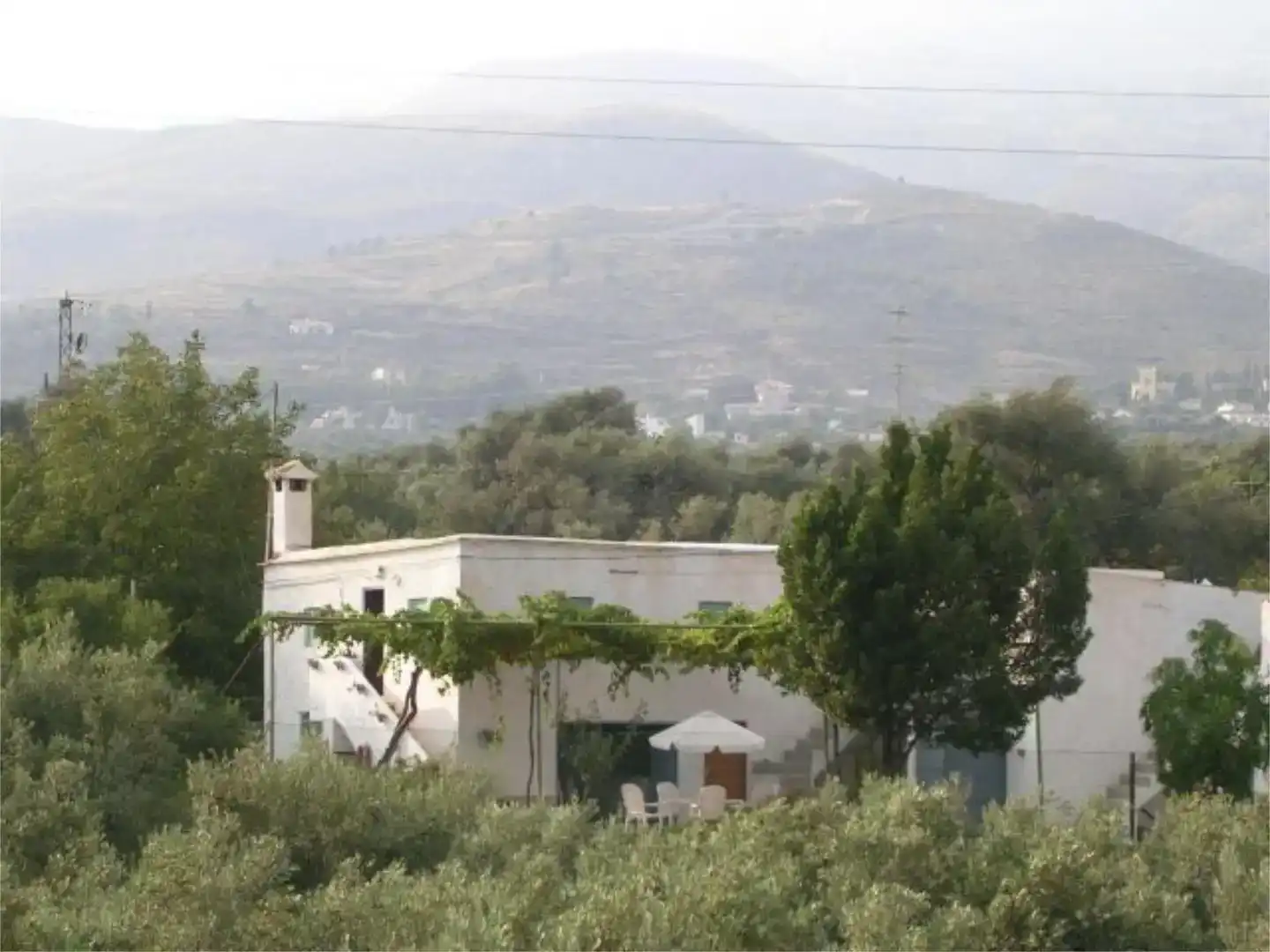 Vista exterior de Pis en venda en Órgiva amb Jardí privat, Parquet i Piscina