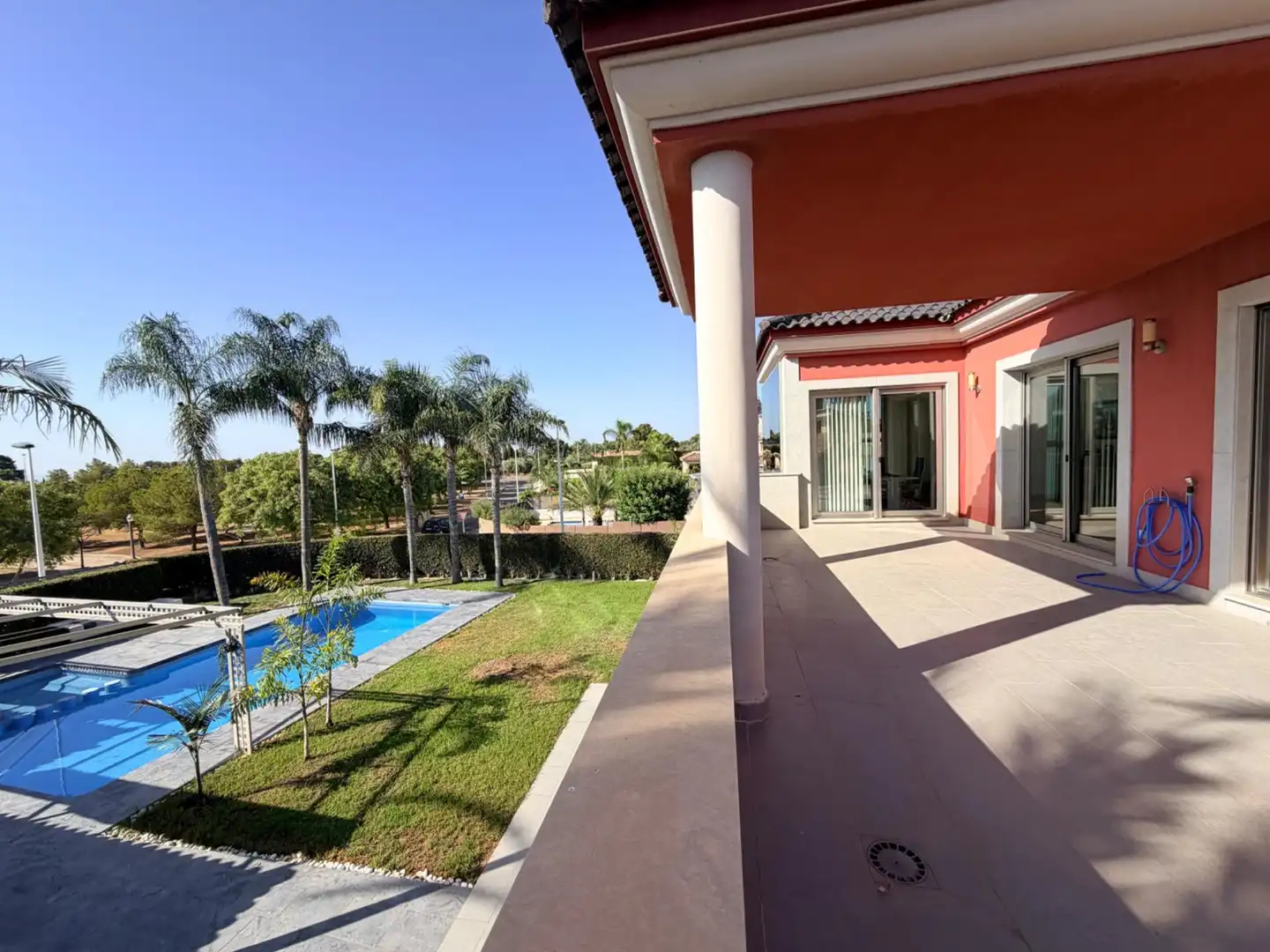 Terraza de Casa o chalet de alquiler en Elche / Elx con Aire acondicionado, Calefacción y Jardín privado