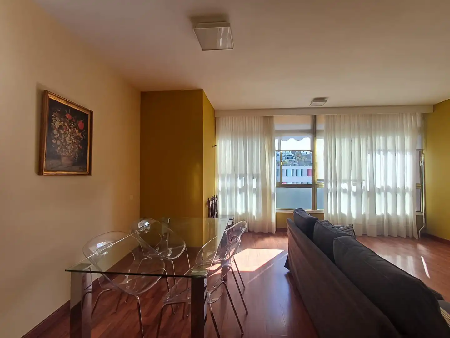 Living room of Flat for rent in Las Palmas de Gran Canaria  with Parquet flooring, Furnished and Oven