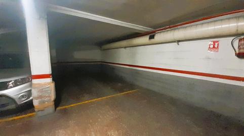 Foto 2 de Garaje en venta en Carrer de Josep Estivill, 33, Navas, Barcelona