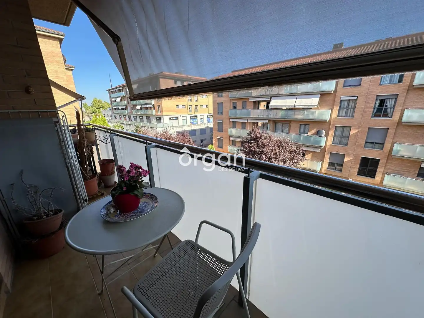 Terraza de Piso en venta en Coll Favà