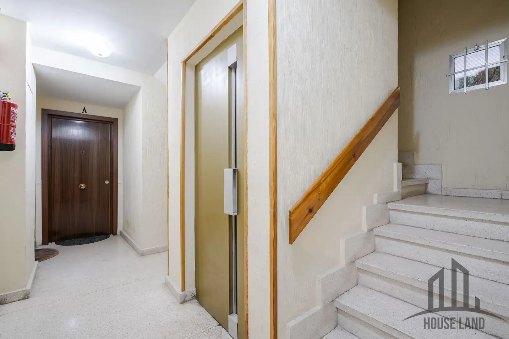Wohnung zum Verkauf in Algete mit Klimaanlage, Heizung und Gemeinschaftspool