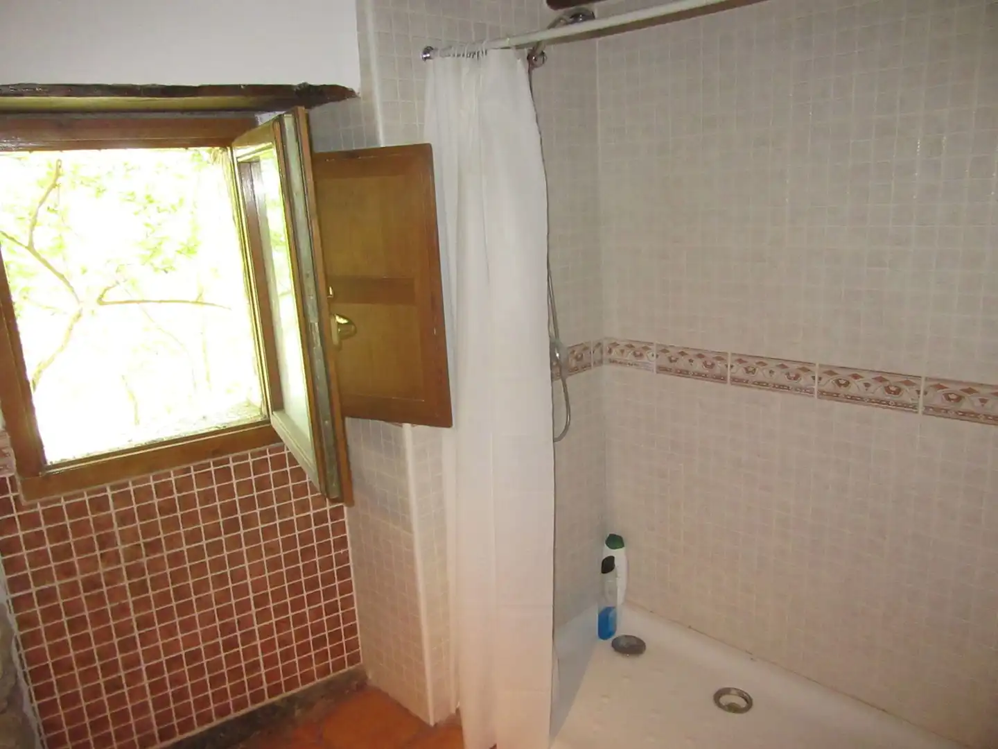 Bany de Casa o xalet en venda en Canal de Berdún amb Jardí privat i Traster