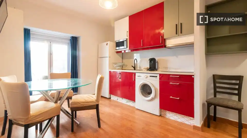 Appartement avec terrasse à louer à Centro