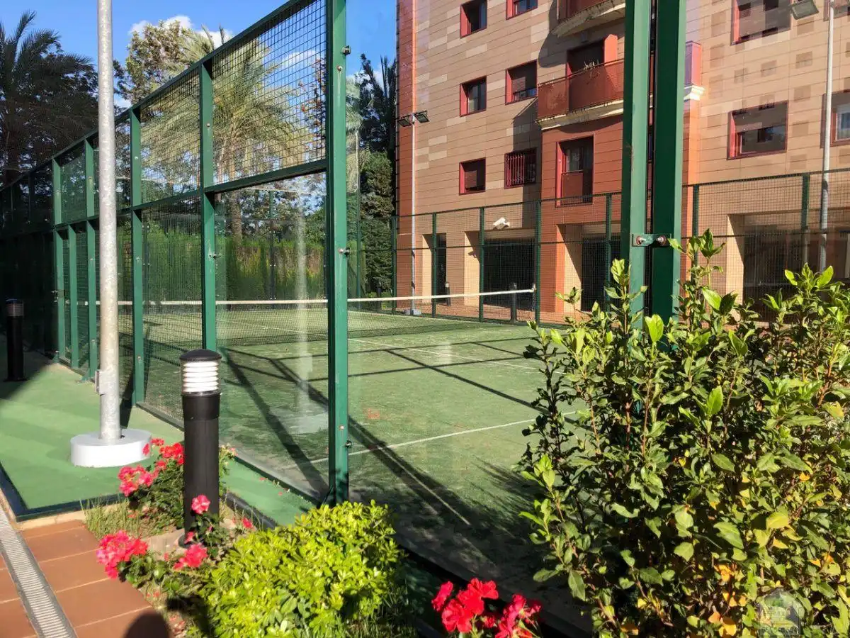 Flat for sale in El Cano - Los Bermejales