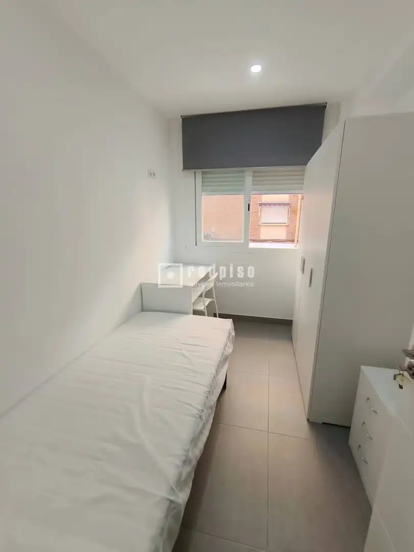 Habitación de Piso de alquiler en Málaga con Terraza