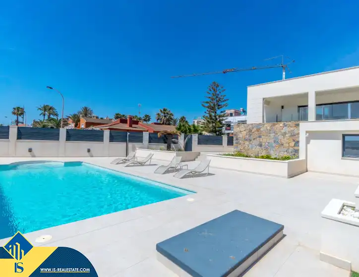 Villa mit Pool zum Verkauf in Playa del Acequión, Náufragos y Rocío del Mar, imagen 3