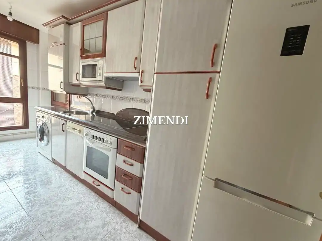 Piso con ascensor en venta en Abadiño, imagen 4