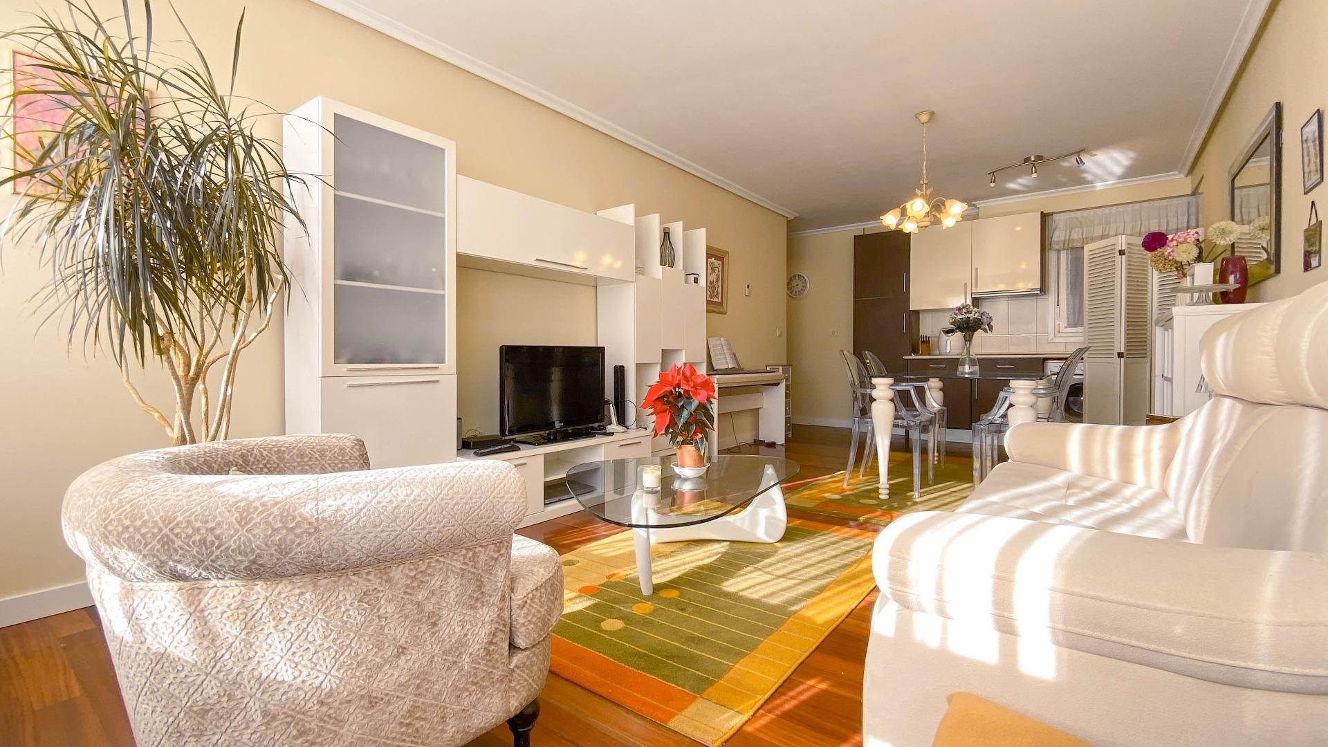 Living room of Flat to rent in Santander  with Heating