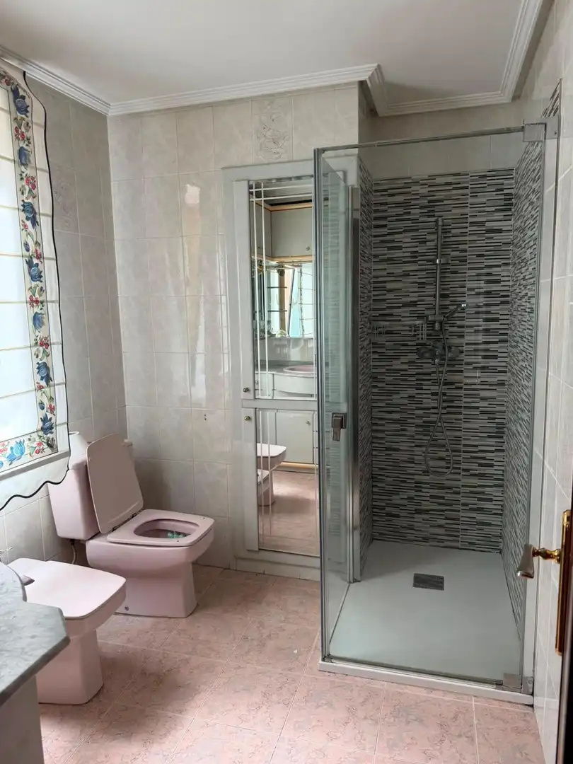 Bathroom of Flat for sale in Arnedo  with Heating, Parquet flooring and Terrace