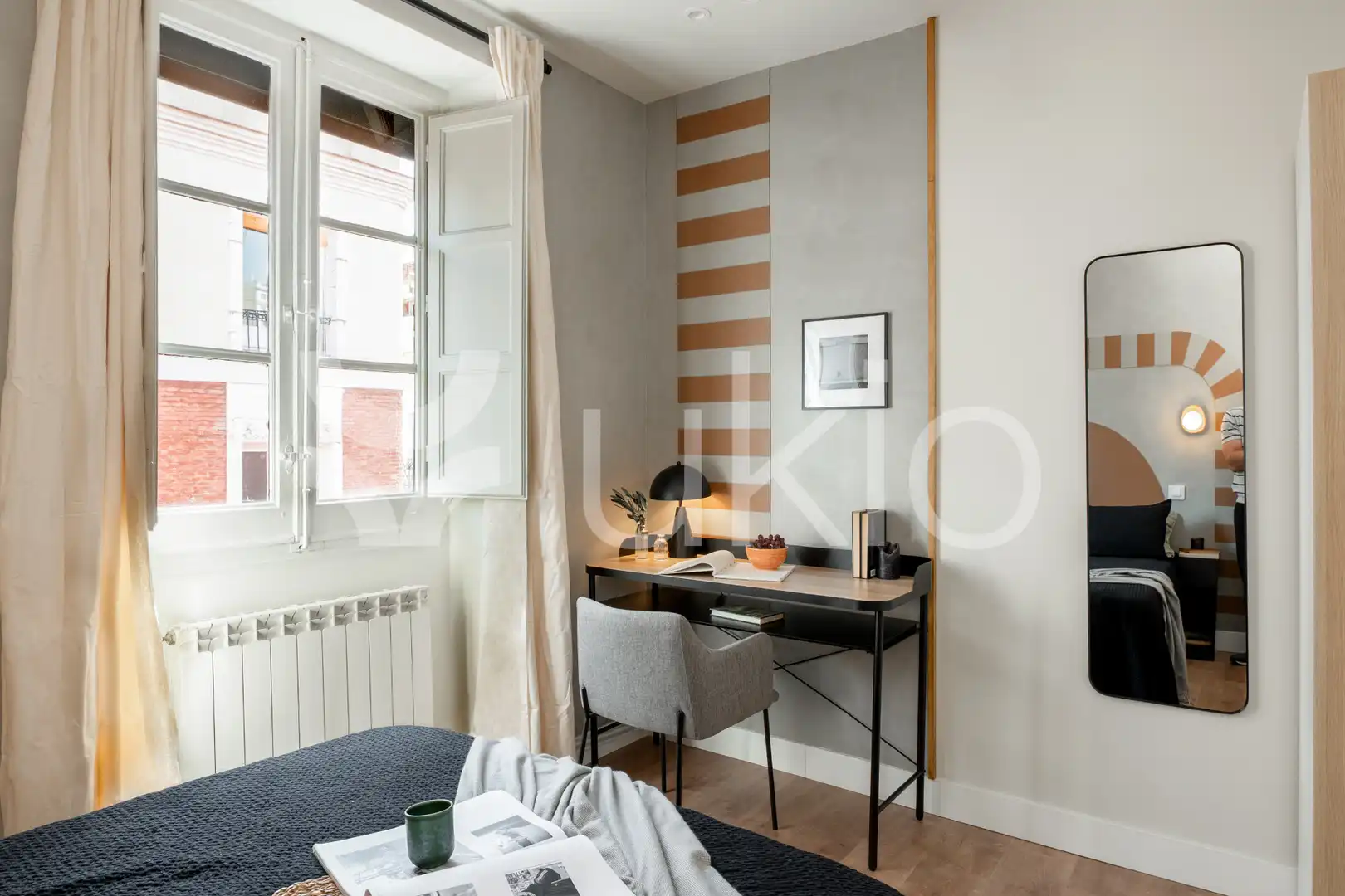 Habitación de Apartamento de alquiler en Madrid con Aire acondicionado, Calefacción y Amueblado