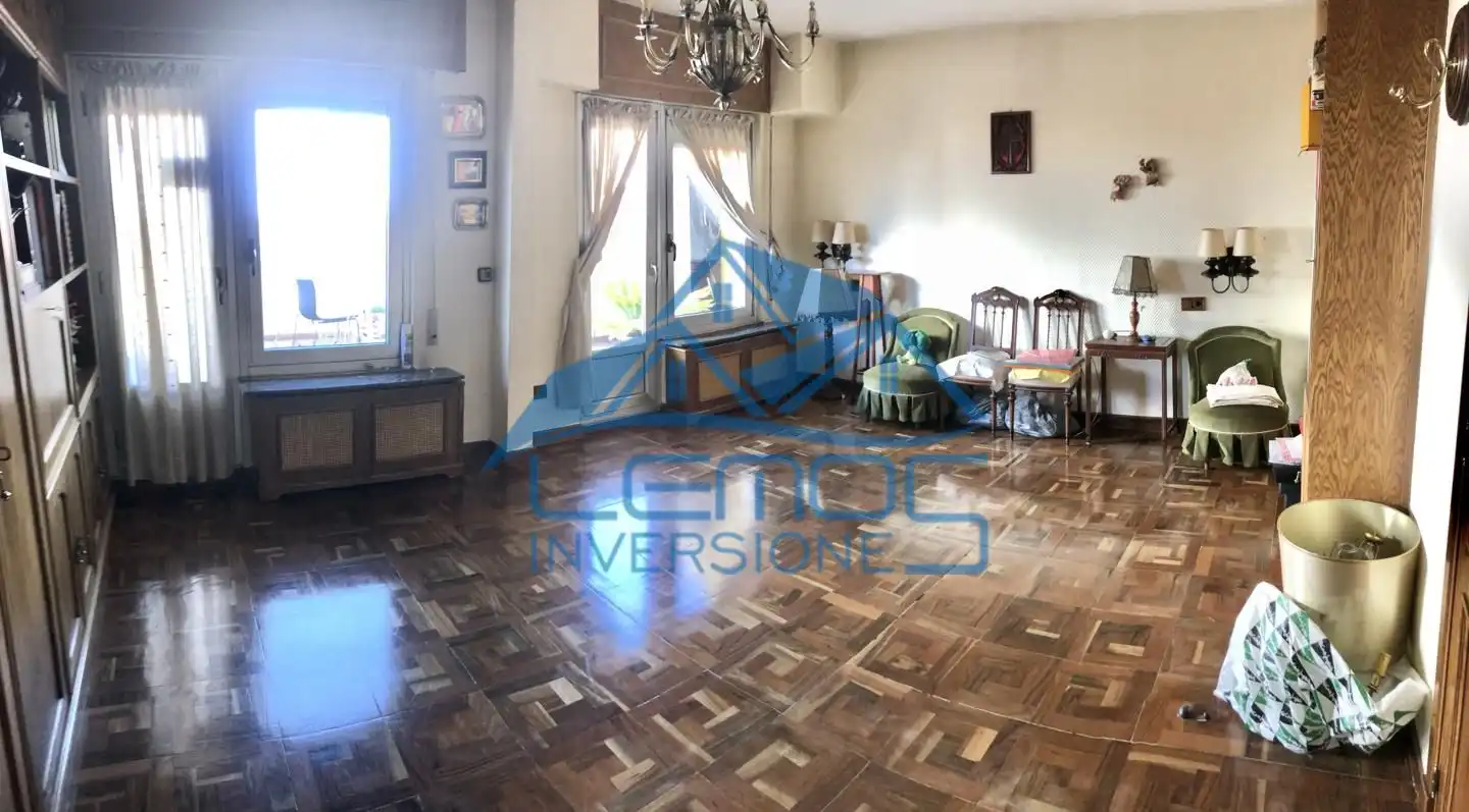 Esszimmer von Dachboden zum Verkauf in León Capital 