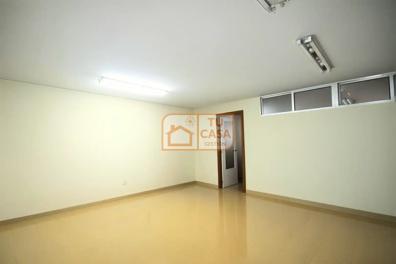 Oficina en venta en Cáceres con Aire acondicionado, Calefacción y Trastero