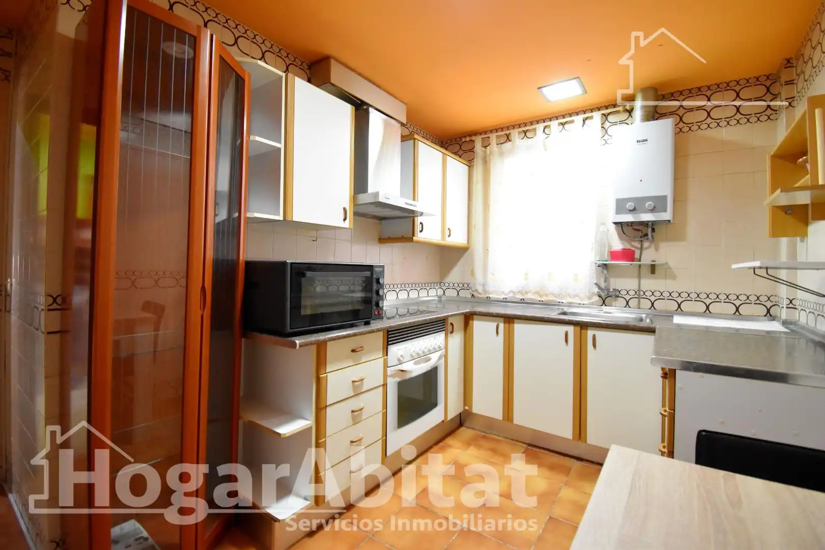 Cocina de Piso en venta en Gandia con Terraza, Trastero y Amueblado
