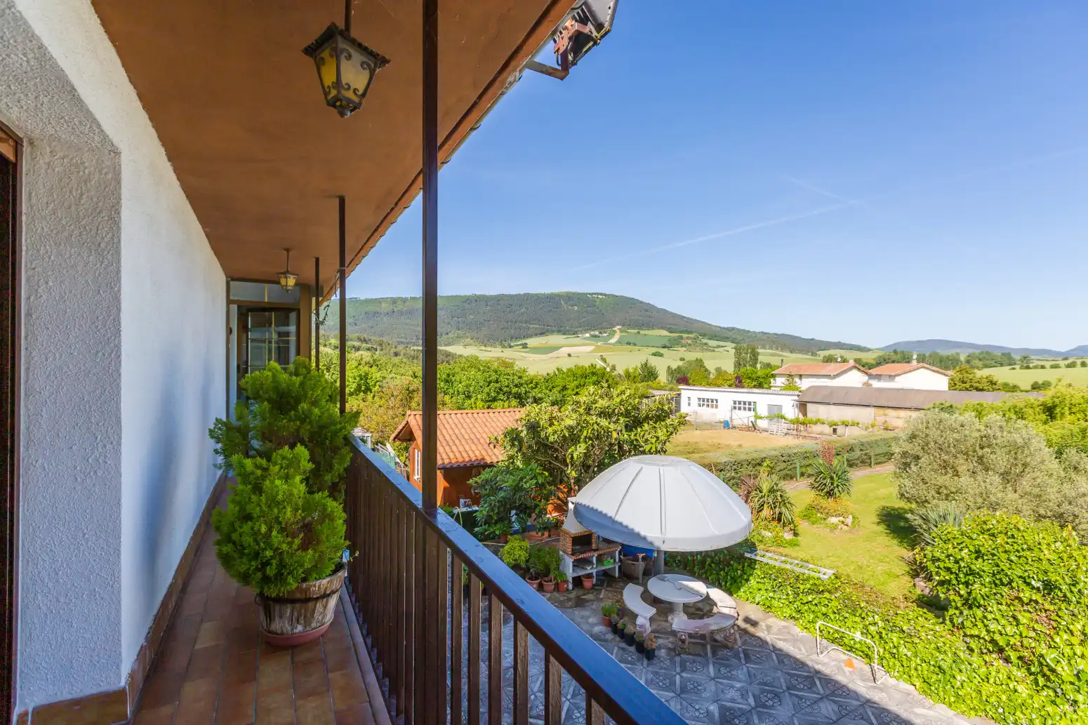 Jardí de Casa adosada en venda en Ezcabarte amb Calefacció, Jardí privat i Parquet