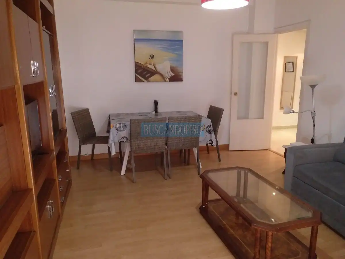 Flat for rent in Residencia