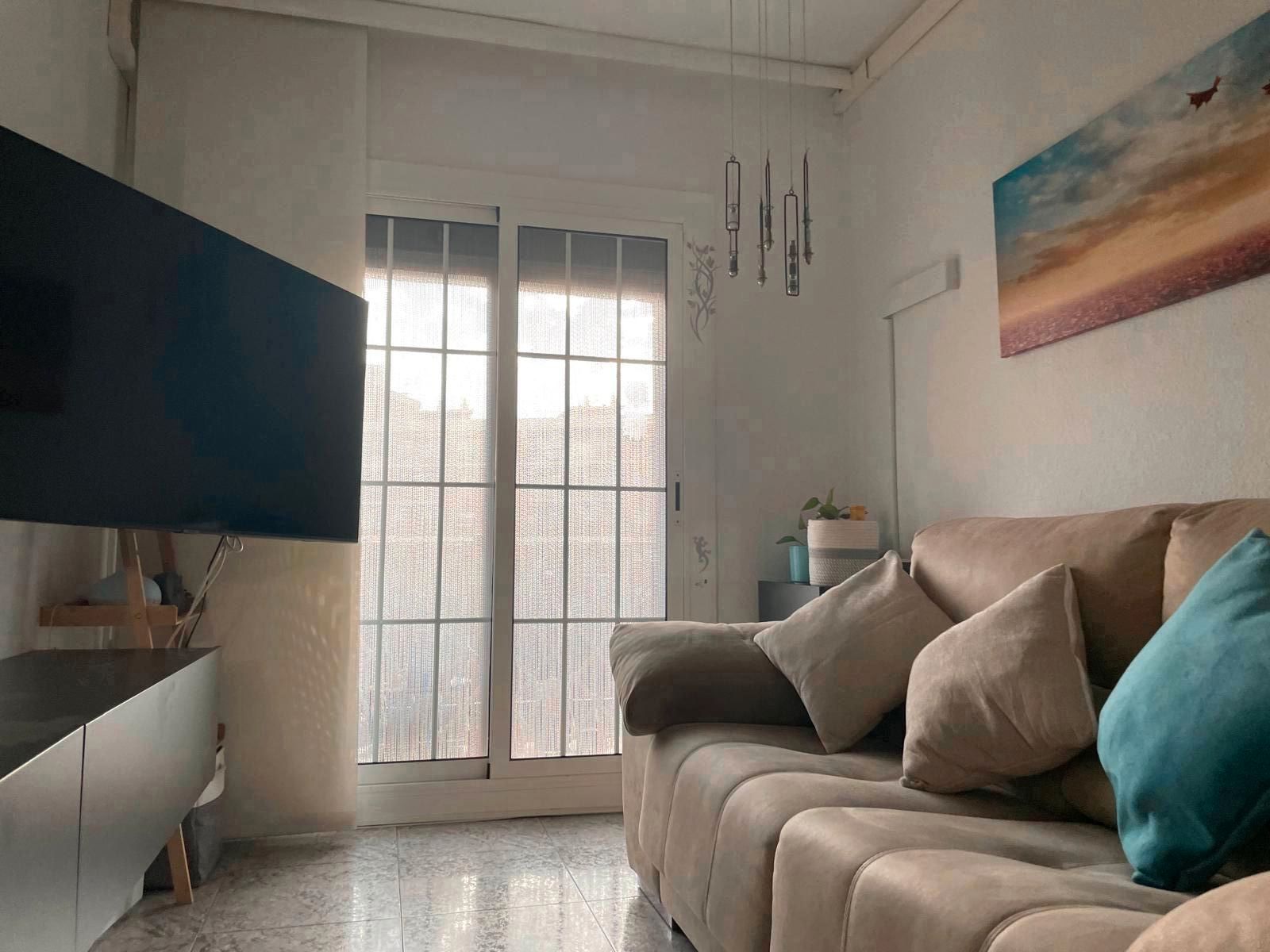 Living room of Flat for sale in  Barcelona Capital  with Air Conditioner, Storage room and Balcony