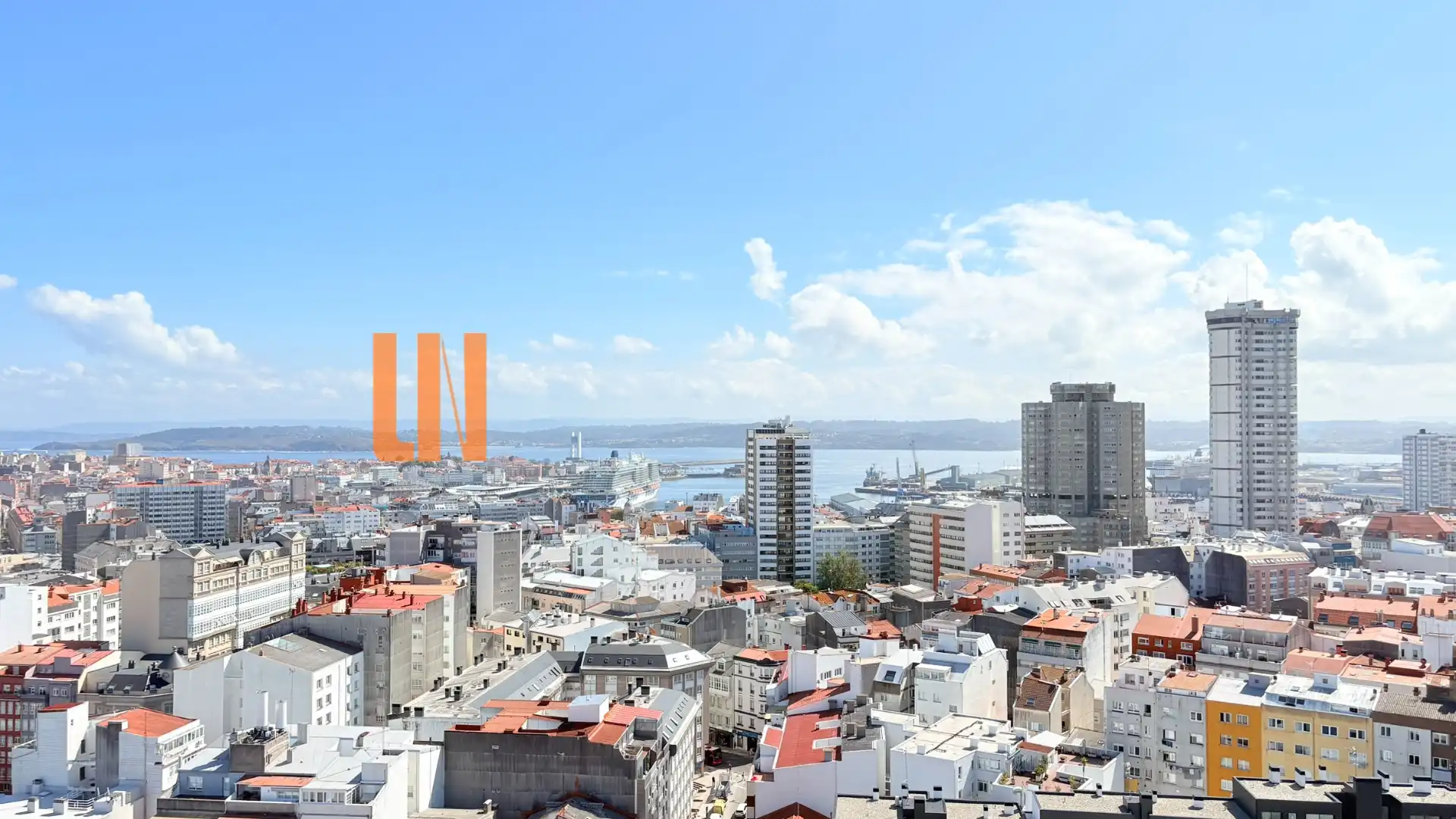 Exterior view of Flat for sale in A Coruña Capital   with Parquet flooring and Balcony