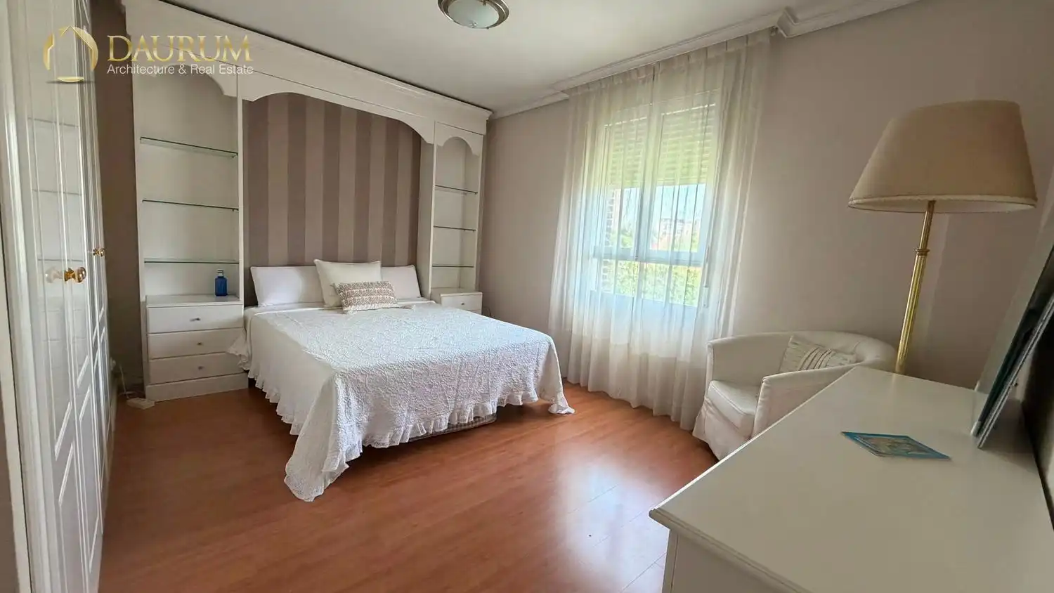 Bedroom of Flat for sale in Madrid  with Heating, Storage room and Furnished