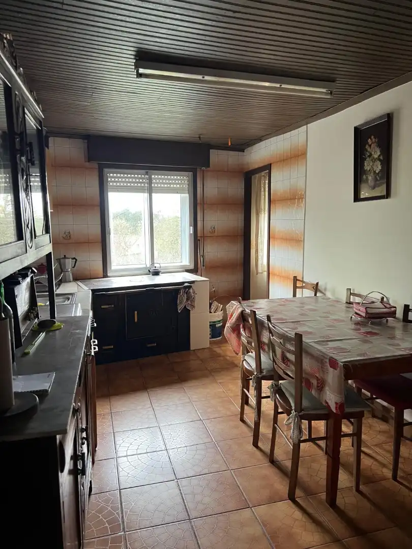 Cocina de Finca rústica en venta en O Irixo con Calefacción, Jardín privado y Trastero