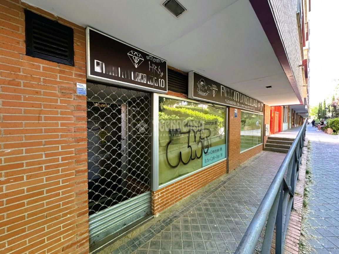 Exterior view of Premises for sale in Daganzo de Arriba  with Air Conditioner
