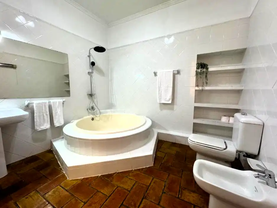 Baño de Finca rústica en venta en Xàtiva con Aire acondicionado, Calefacción y Jardín privado