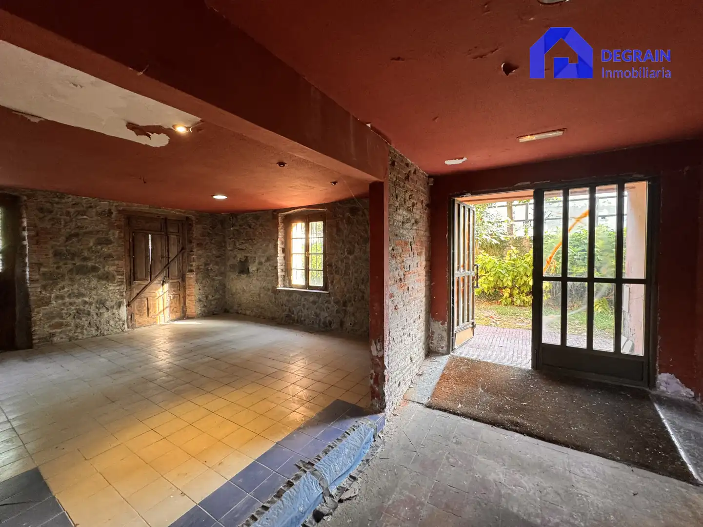 Casa o xalet en venda en Ribera de Arriba amb Jardí privat